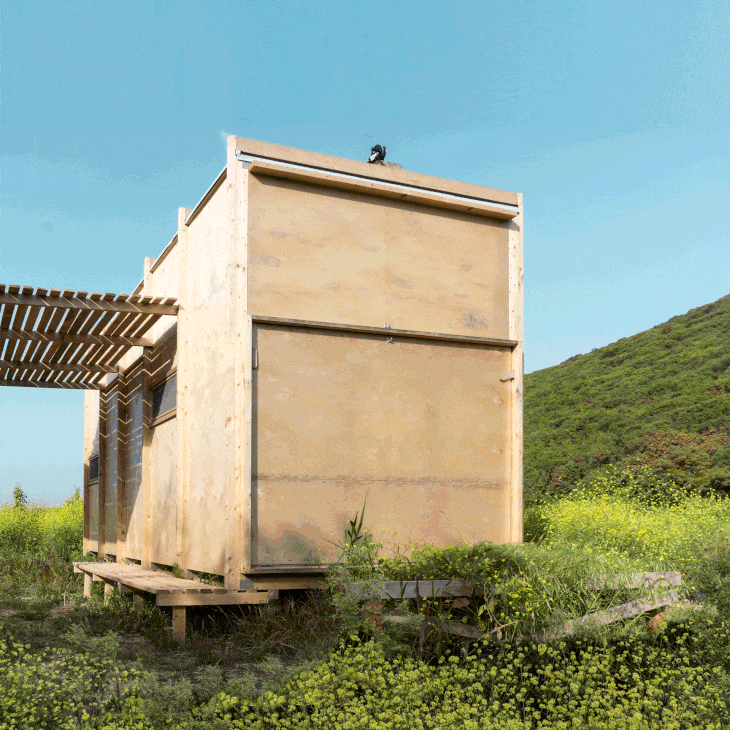 cabin on the border-optimize