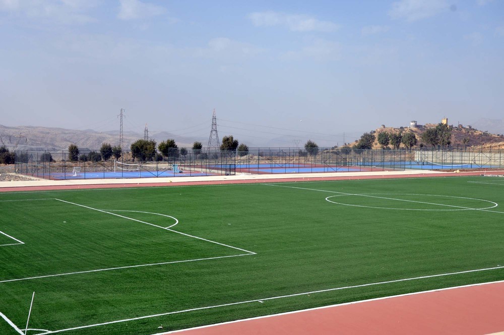 26-Futbol-sahası.JPG