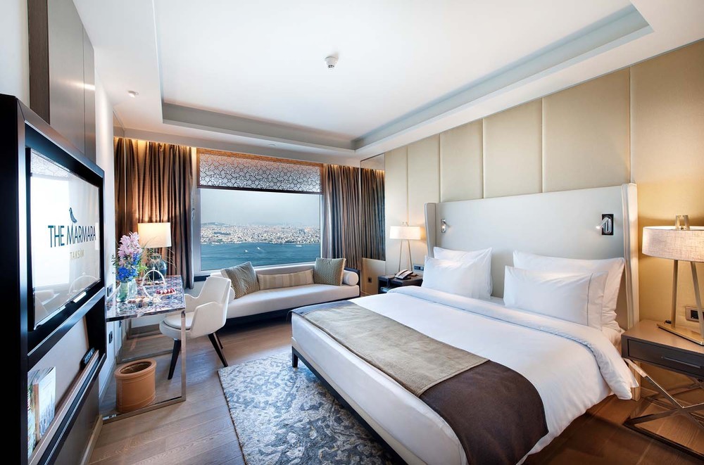 The Marmara Taksim_Club Bosphorus King.jpg