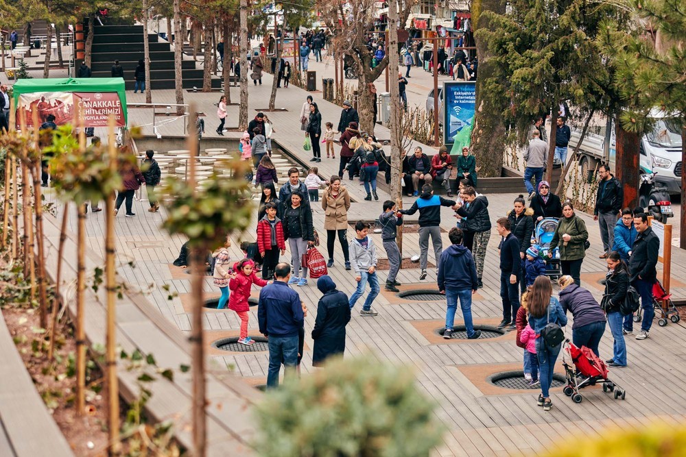 34-HAMAMYOLU URBAN DECK-play integrated to everyday life.jpg
