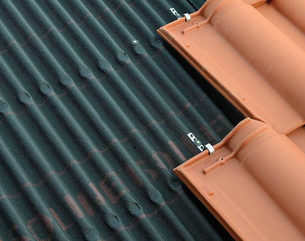 Вентиляция на крышу из ондулина