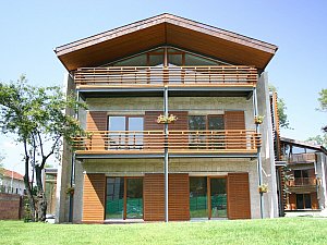 IMG_3492np12.jpg