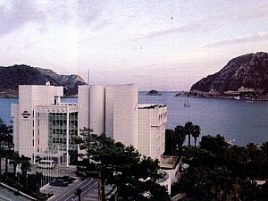 Untitled-4.jpg
