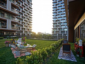 23_AND_Pastel_Garden_View_Photographer_Oender_Taskaya.jpg