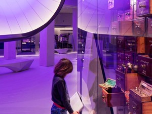 ZHA_Mathematics_The Winton Gallery_ph_LukeHayes_09.jpg