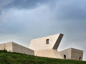 Radko-Květ-Architecture-Archeopark-Pavlov-ext-03-1020x610.jpg