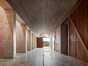 jorge-vidal-tomas-victor-rahola-mont-ras-winery-girona-catalonia-spain-designboom-06.jpg