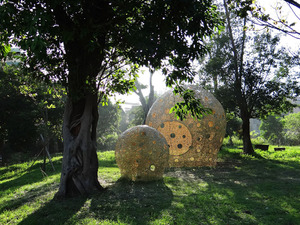 Beside-by-Cheng-Tsung-Feng-8.jpg