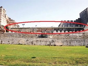 tarihi-surlara-cati.jpg
