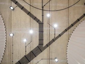 gallery-furniture-chybik-kistof-architecture-retail-czech-republic_dezeen_2364_col_10.jpg