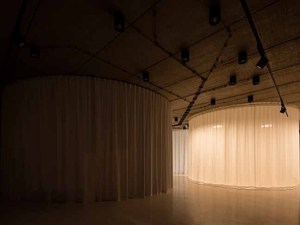 gallery-furniture-chybik-kistof-architecture-retail-czech-republic_dezeen_2364_col_9.jpg
