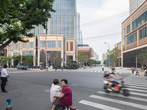 Foster ve Heatherwick Tasarımı The Fosun Foundation Tamamlandı 16.jpg