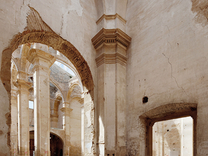 Ferran Vizoso Architecture Corbera dEbre Kilisesinin Restorasyonunu Tamamladi 16.jpg