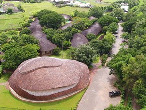 chiangmai-life-architects-bamboo-sports-hall-panyaden-international-school-thailand-designboom-01.jpg