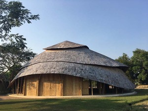 chiangmai-life-architects-bamboo-sports-hall-panyaden-international-school-thailand-designboom-02.jpg