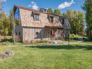 the-barn-carney-logan-architects_dezeen_2364_col_2.jpg