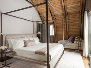 the-barn-carney-logan-architects_dezeen_2364_col_30.jpg