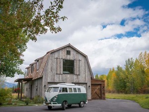 the-barn-carney-logan-architects_dezeen_2364_col_36.jpg