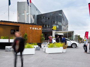 Tesla-Tiny-House-Australia-1020x610.jpg