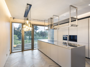Simple House 16.jpg