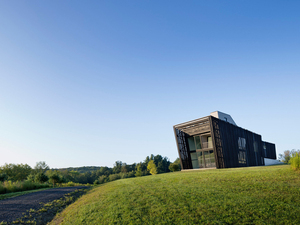 sleeve-house-10copy.jpg