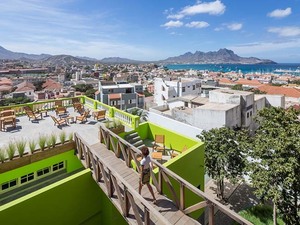 ramos-castellano-arquitectos-terra-lodge-hotel-cabo-verde-designboom-04.jpg