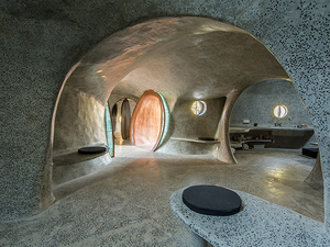 retro-futuristic gumpha house 3.jpg