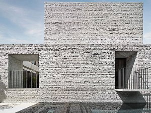 Malzeme İle Oluşturulan Kontrast Armadale Residence