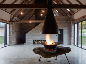 lenka-mikova-reconstructed-barn-designboom-6730.jpg