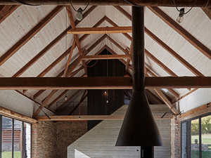 lenka-mikova-reconstructed-barn-designboom-7730.jpg