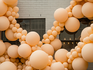 geronimo-balloon-diminishing-elation-designboom-08.jpg