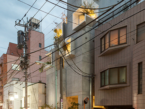 Akihisa_3.jpg