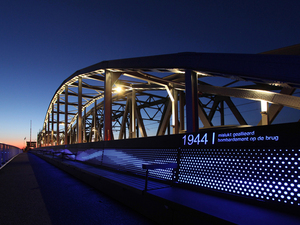 MoederscheimMoonenArchitects_Bridge_Zutphen_19730.jpg