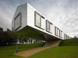 balancingbarn01.jpg