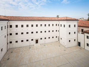 Tobia-Scarpa_Treviso01.jpg