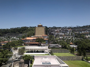 taiwan_cemetery.jpg