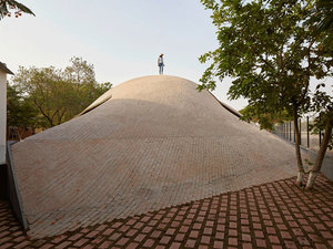 spa-maya-somaiya-library-3.jpg
