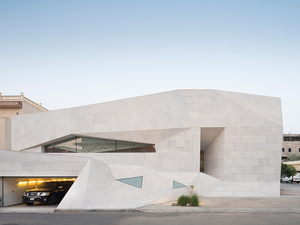 rock-house-agi-architects_dezeen_2364_col_15 (1)730.jpg