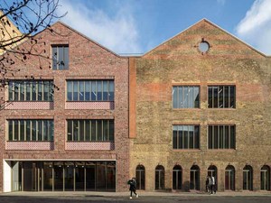 53-great-suffolk-street-hawkins-brown-architecture-offices-london-uk_dezeen_hero-1-1704x1217.jpg