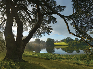 TheGreenWorldsofCapabilityBrown_img2.jpg
