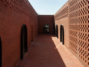 Interval-architects_tower-of-bricks_10.jpg