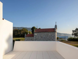 afife_house_1.jpg