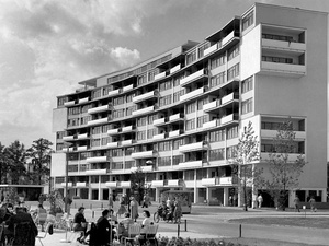 12-Gropius-interbau-Hansaviertel.jpg