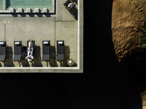 ©ANARCHITECT_Al_Faya_Lodge_Photo_Fernando_Guerra (72).jpg