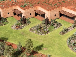 luigi rosselli architects   the great wall of WA   07.jpg