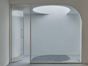 courtyard2.jpg