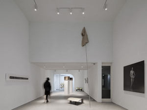 interior2.jpg