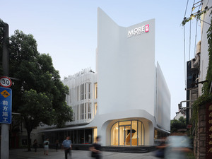 exterior 2.jpg