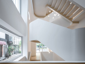 interior 1.jpg