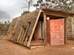 manset_bath_house.jpg